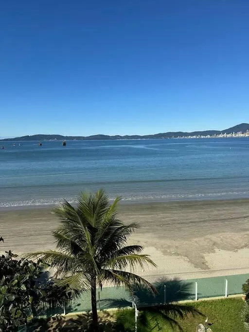 Ap Pe Na Areia Itapema Frente Mar Apartment
