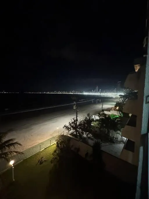 Ap Pe Na Areia Itapema Frente Mar Apartment 0*,  Brazil