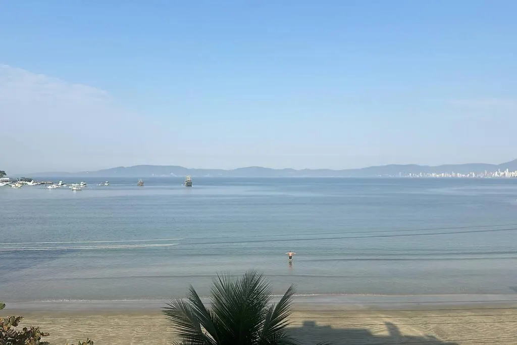 Ap Pe Na Areia Itapema Frente Mar Apartment Brazil